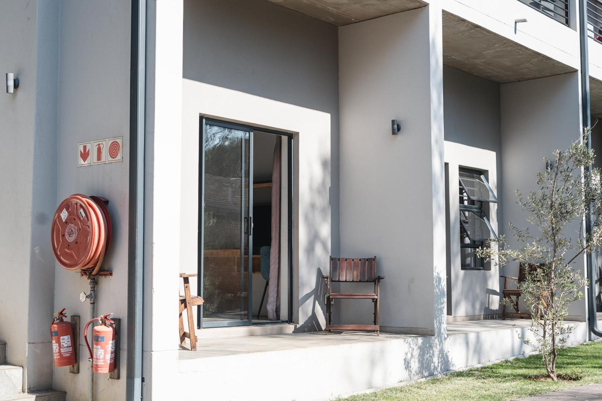 Hotel The Wild Peach - Menlyn Pretoria-Noord Exterior foto