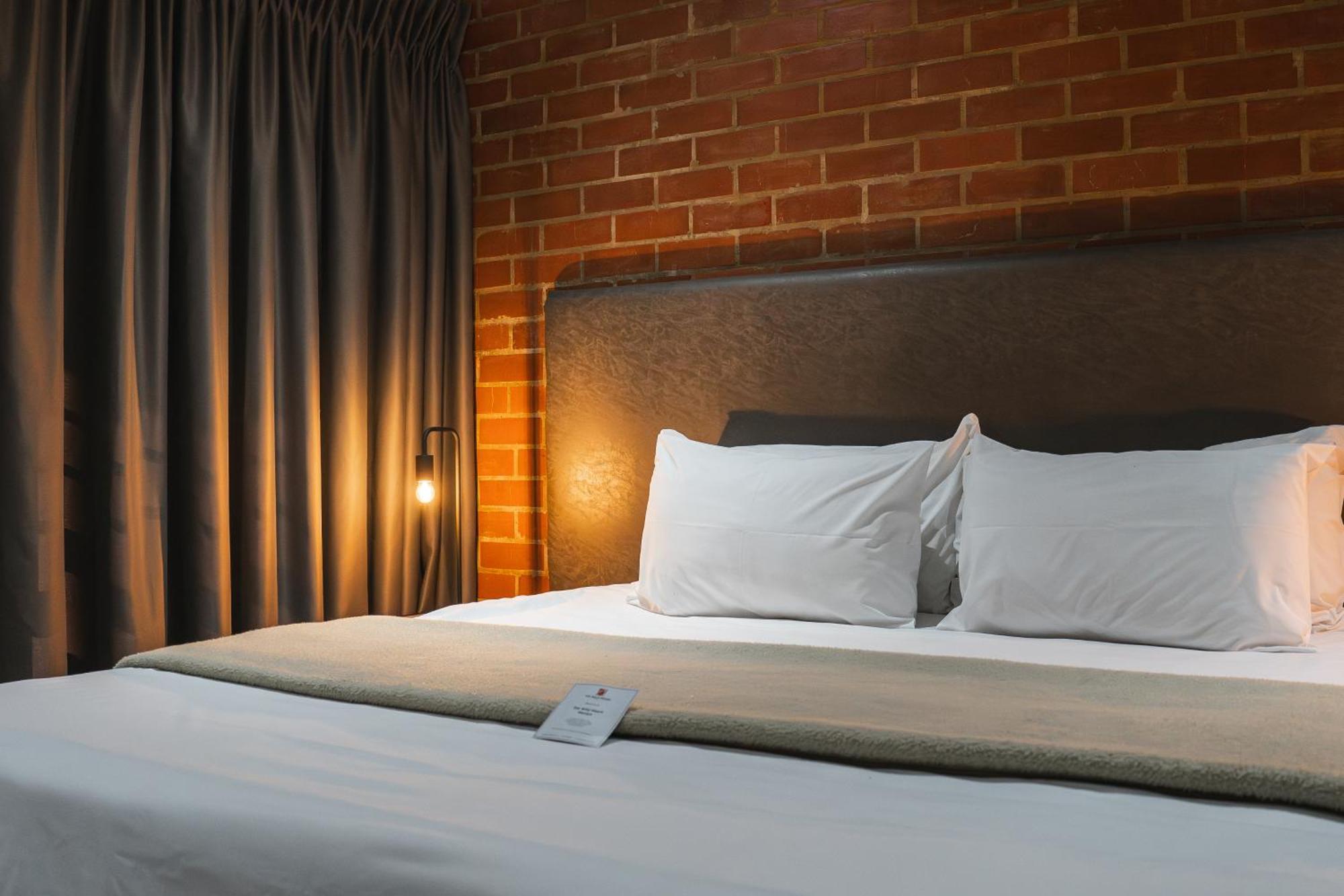 Hotel The Wild Peach - Menlyn Pretoria-Noord Exterior foto