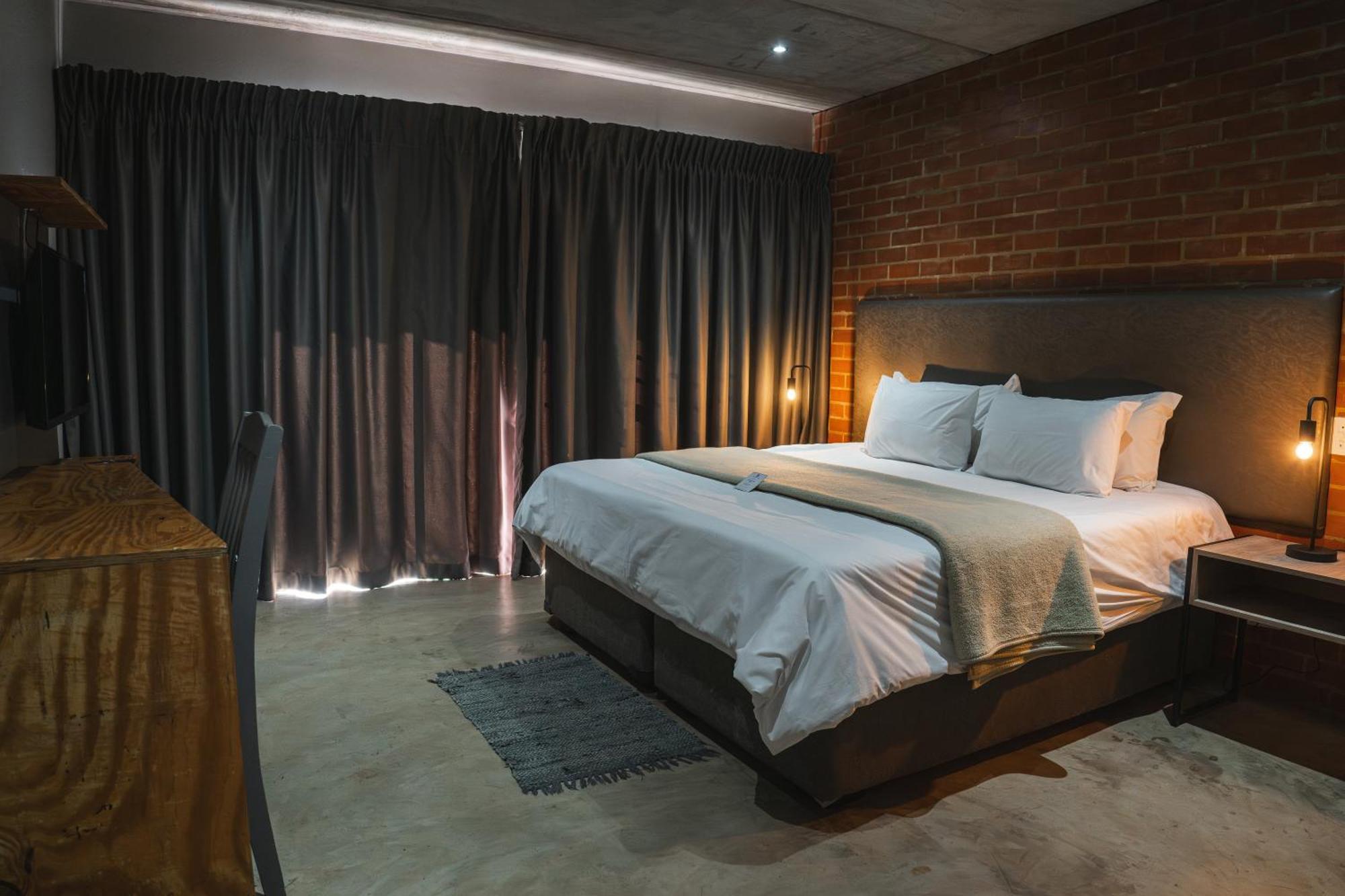 Hotel The Wild Peach - Menlyn Pretoria-Noord Exterior foto