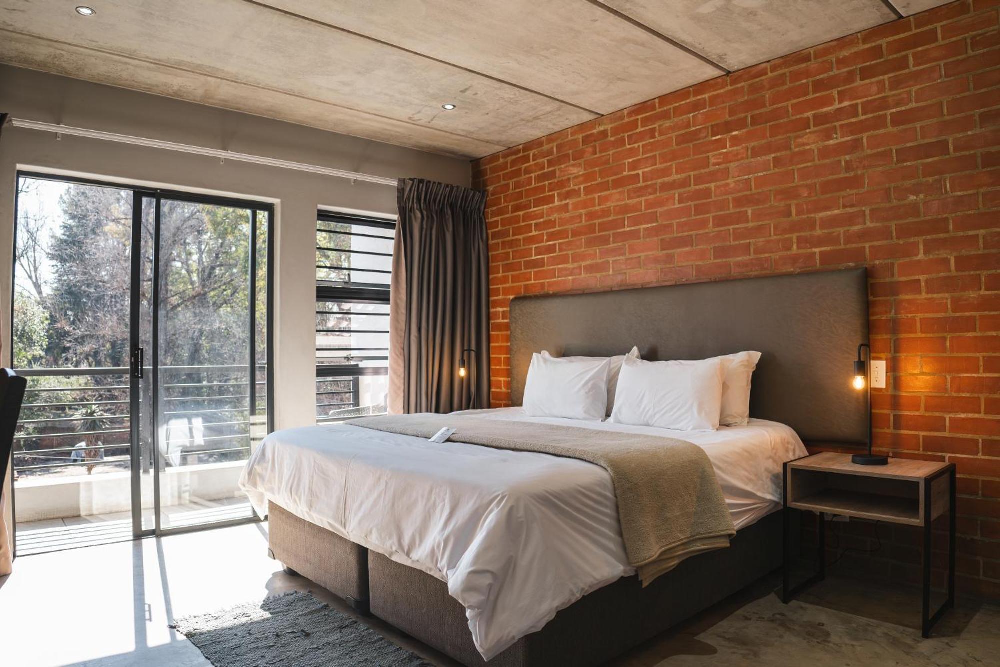 Hotel The Wild Peach - Menlyn Pretoria-Noord Exterior foto