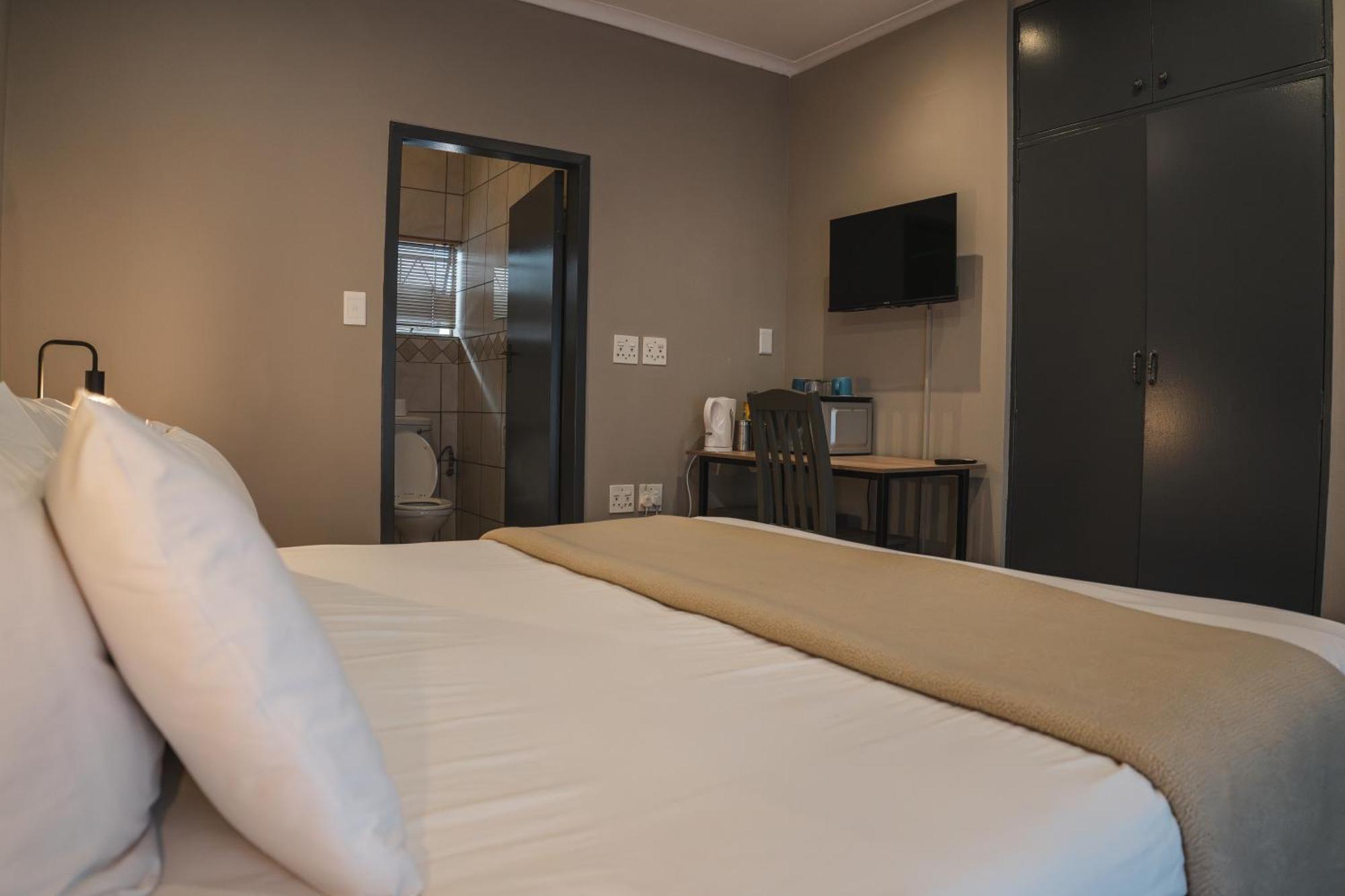 Hotel The Wild Peach - Menlyn Pretoria-Noord Exterior foto