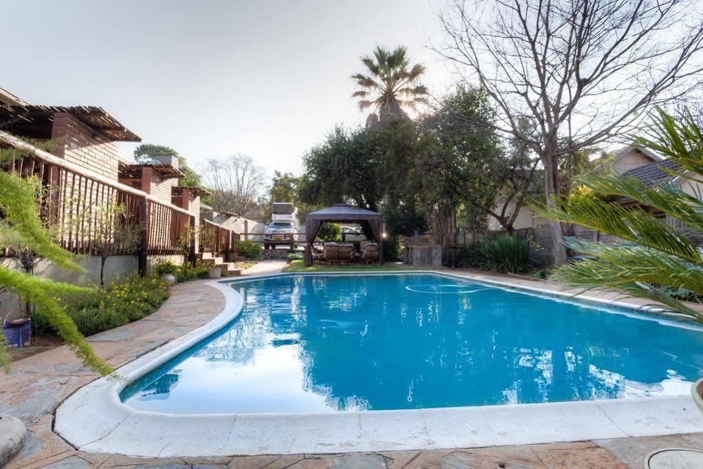Hotel The Wild Peach - Menlyn Pretoria-Noord Exterior foto